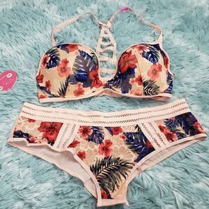 VS Pink Floral Light Lined Bra & Cheekster 32 DD/L